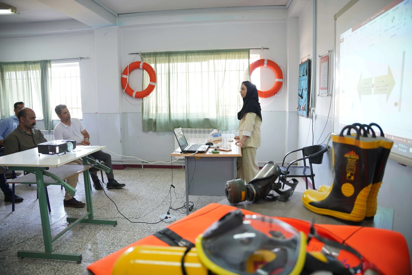 برگزاری دوره آموزش مهارت‌های نرم ویژه هنرآموزان هنرستان‌های دریایی